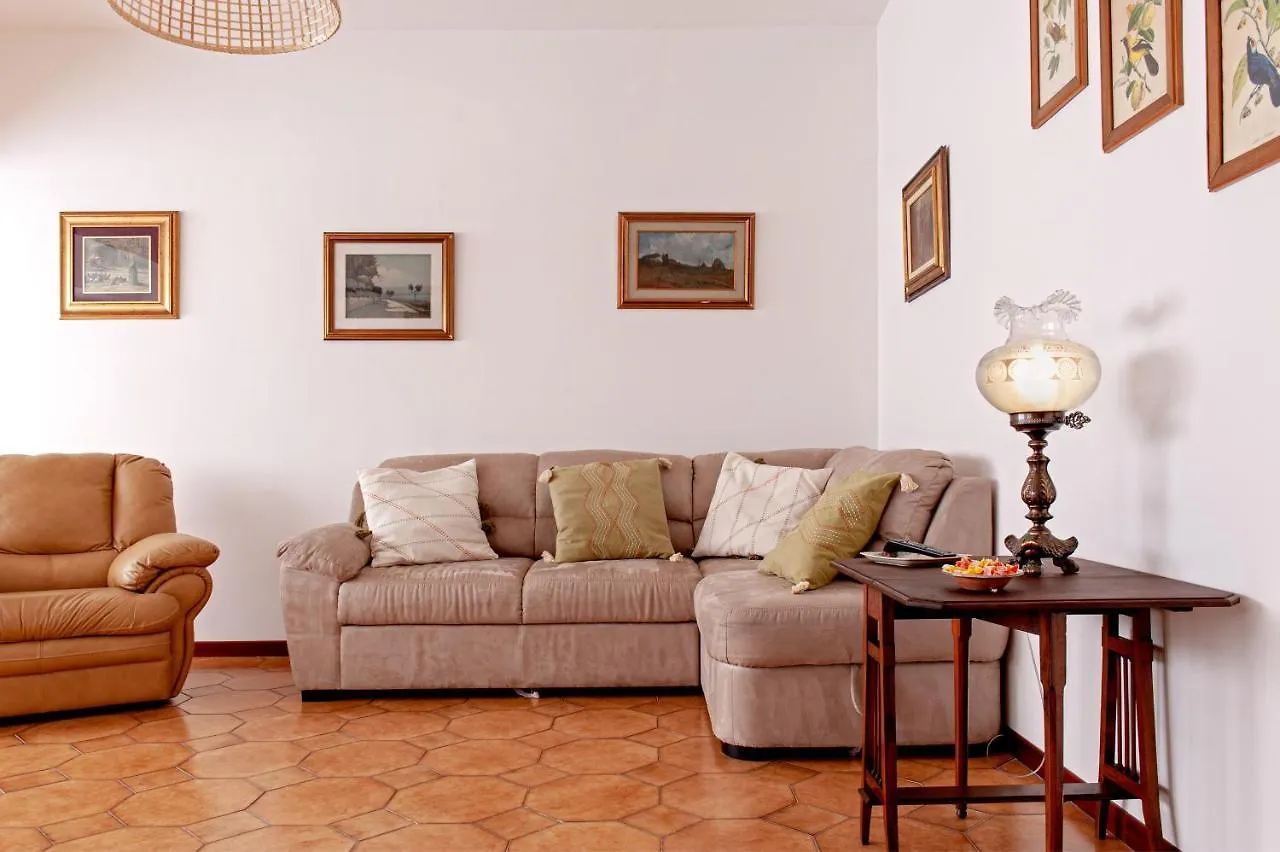 Casina Di Liliana Apartment Livorno 0*,  Italy